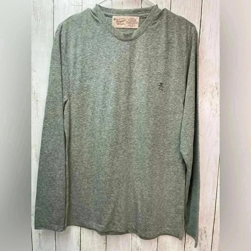Penguin Gray Long Sleeve T-Shirt Size Medium Casual